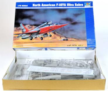 North American F-107A Ultra Sabre 1/72 model kit Trumpeter 01605